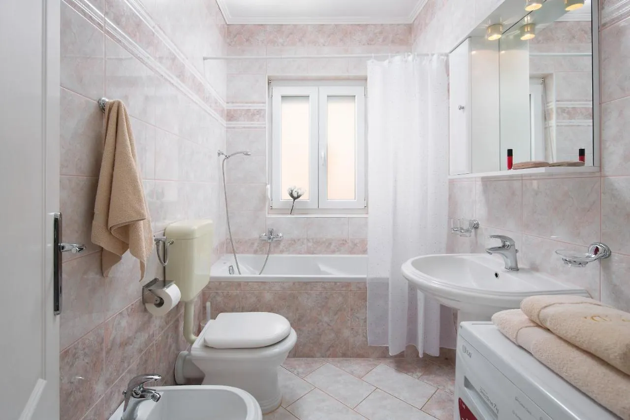 Apartment Amadeus Medulin
